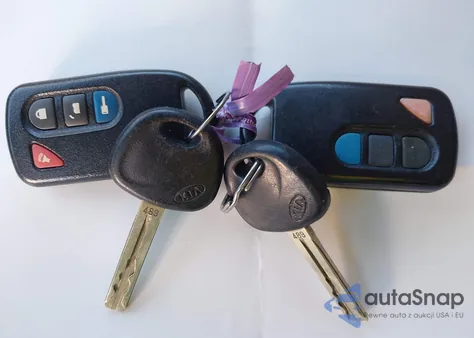 2011 Kia Sorento Lx from USA, damaged, VIN 5XYKTDA1XBG053901